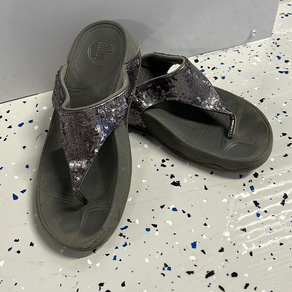 Pewter Fit Flops Size 8